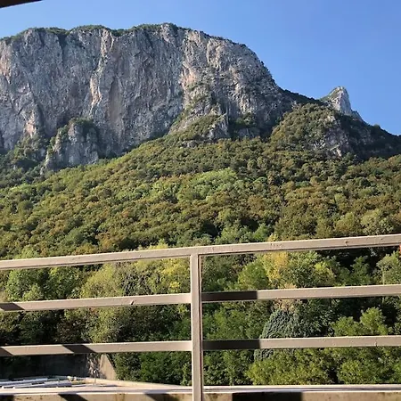 Enchanting Lake-appartamento Incantevole A Due Passi Dal Апартаменты Лекко