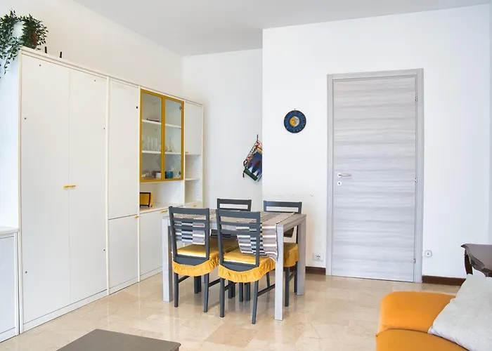 公寓 Incantevole A Due Passi Dal 莱科